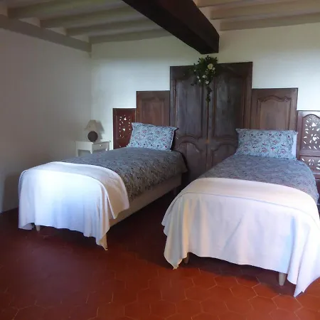 Orfea S - Maison De Charme, Cheminee Et Spa, Lyons-la-foret *