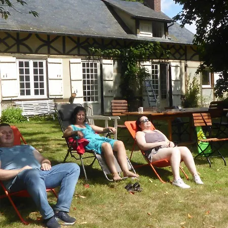 Orfea S - Maison De Charme, Cheminee Et Spa, Lyons-la-foret 度假居